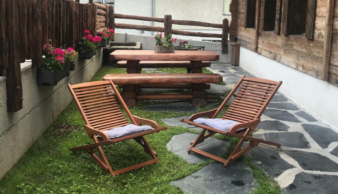 Apartment Chez « Adele » Ayent